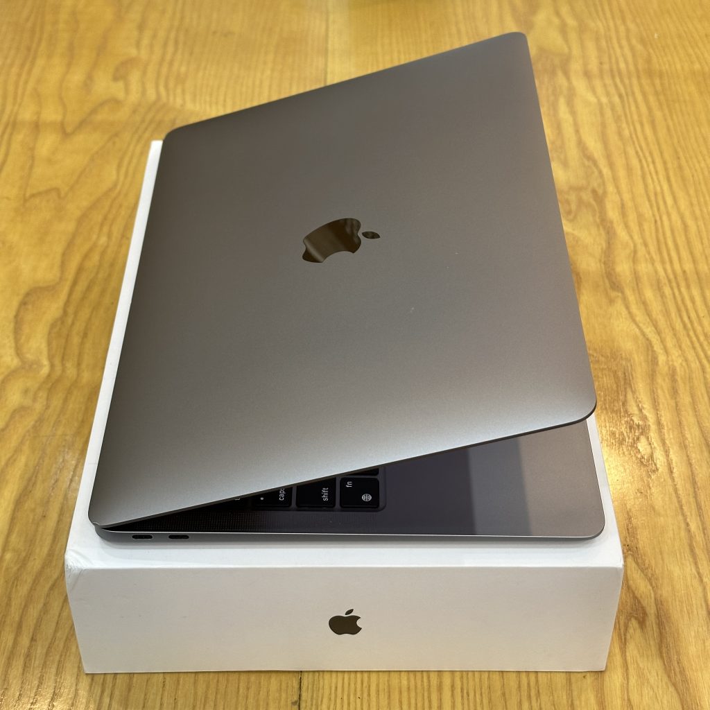 Macbook Air M1 8/256 xám (fullbox)