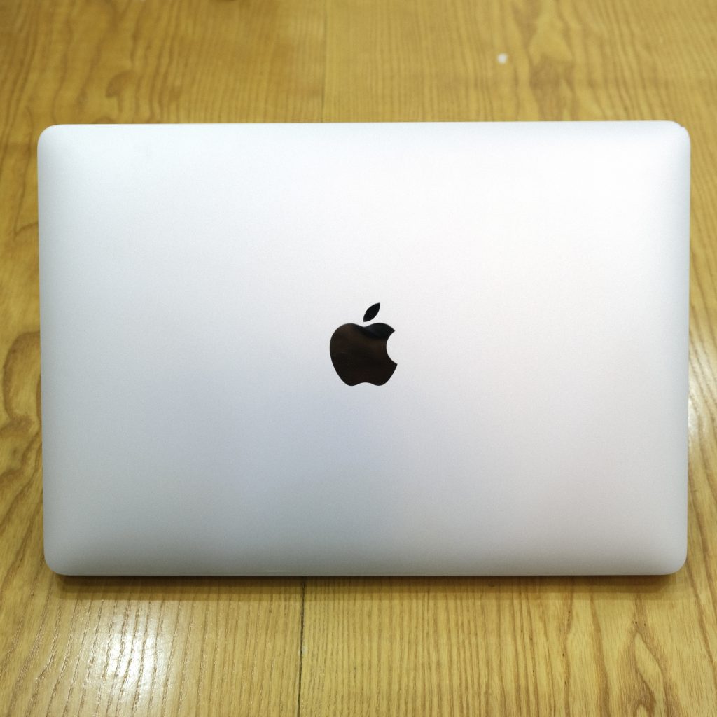 Macbook Air M1 16/256 bạc